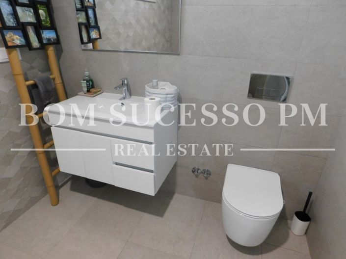 Image No.28-4 Bed House for sale