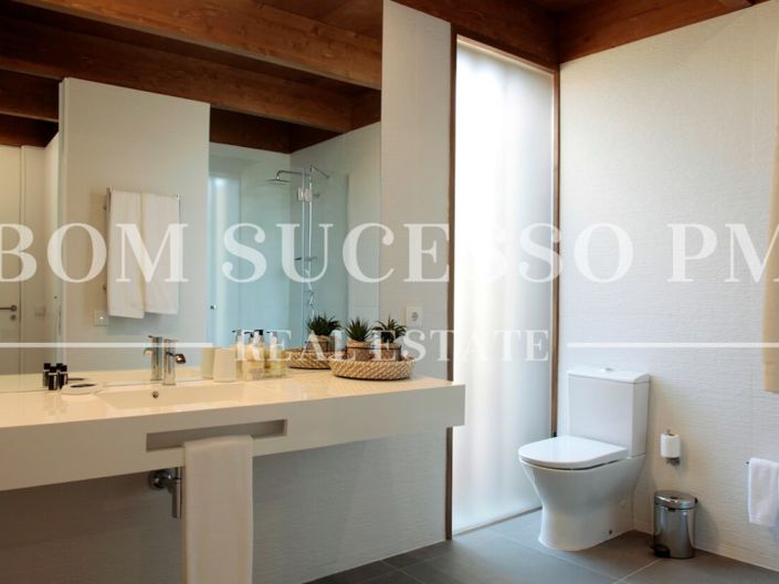 Image No.19-2 Bed Villa for sale