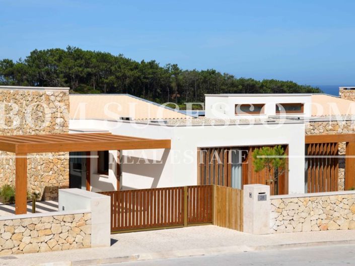 Image No.1-3 Bed Villa for sale