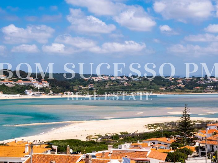 Image No.21-3 Bed Apartment for sale