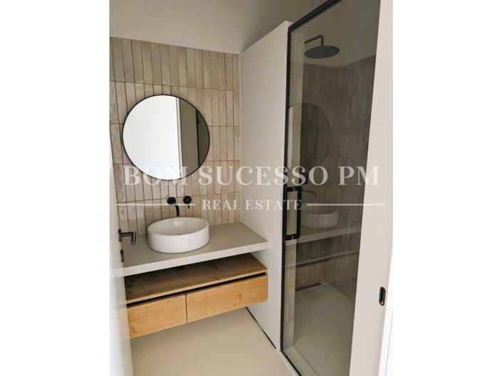 Image No.42-2 Bed Villa for sale