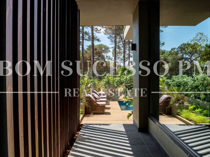 Image No.11-3 Bed House for sale