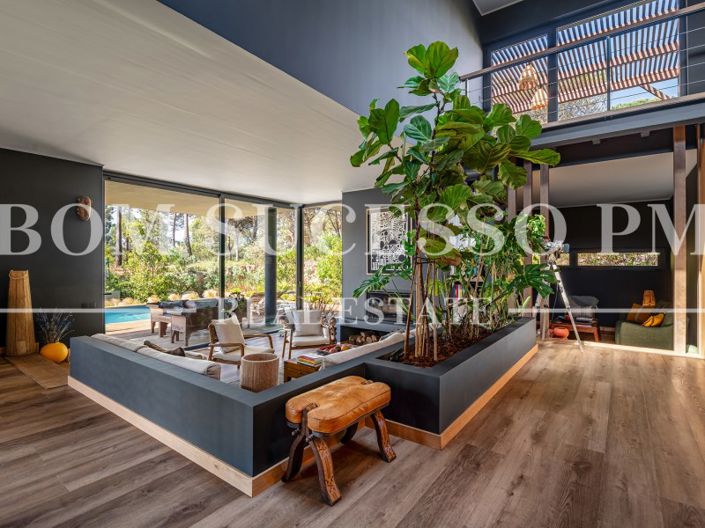 Image No.15-3 Bed House for sale