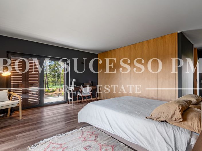 Image No.23-3 Bed House for sale