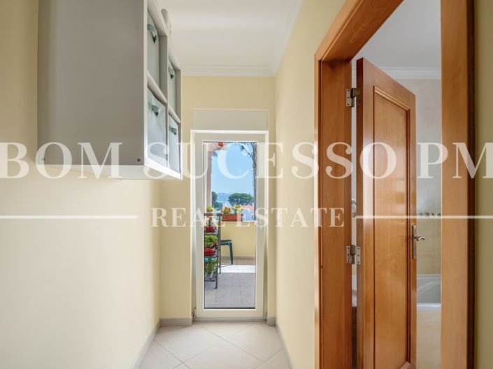 Image No.27-3 Bed House for sale