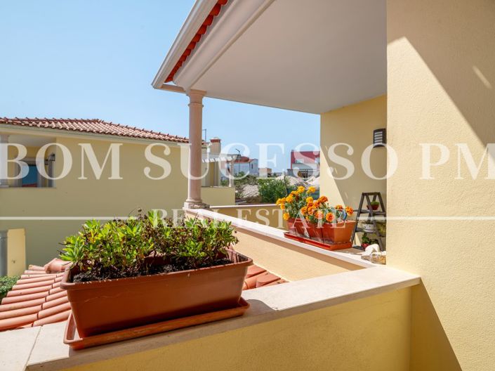 Image No.40-3 Bed House for sale