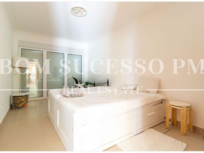 Image No.20-3 Bed House for sale