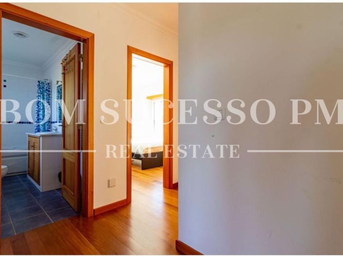 Image No.21-3 Bed House for sale