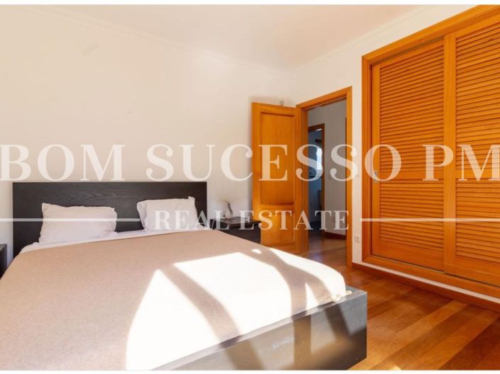 Image No.23-3 Bed House for sale