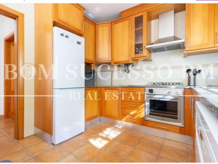 Image No.6-3 Bed House for sale