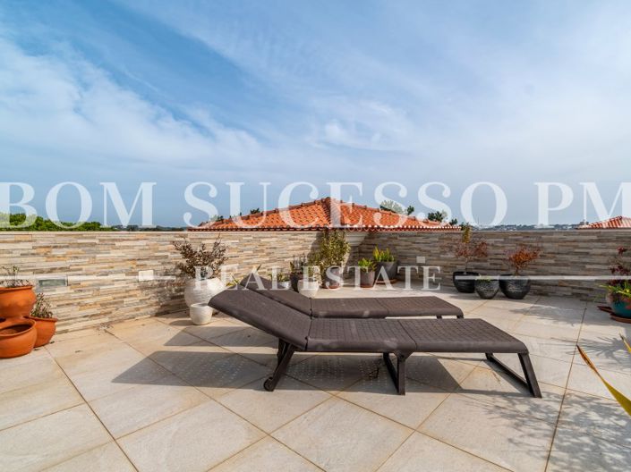 Image No.11-4 Bed House for sale