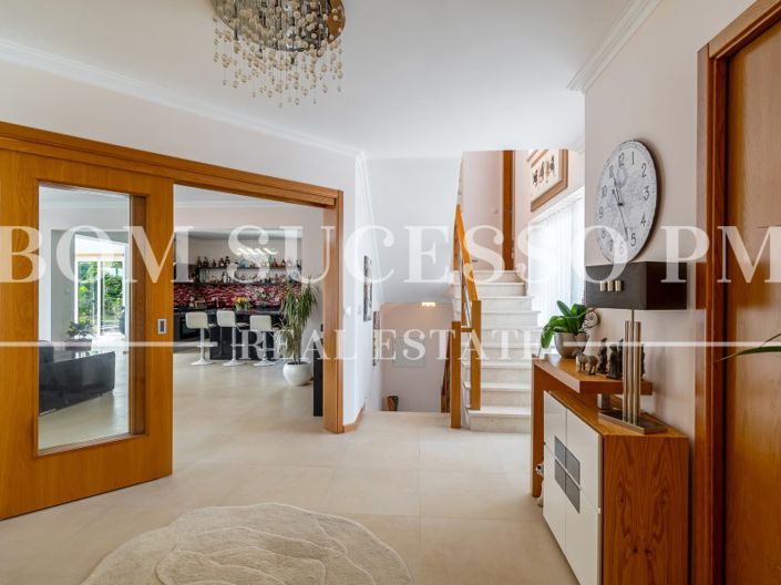 Image No.23-4 Bed House for sale