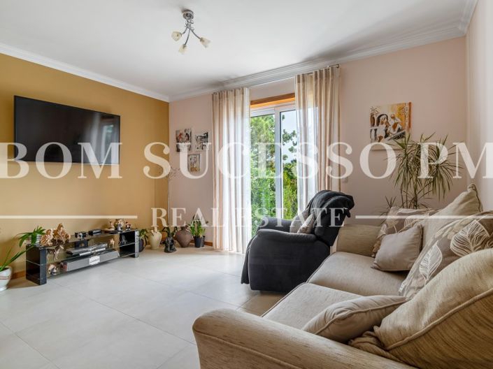 Image No.38-4 Bed House for sale