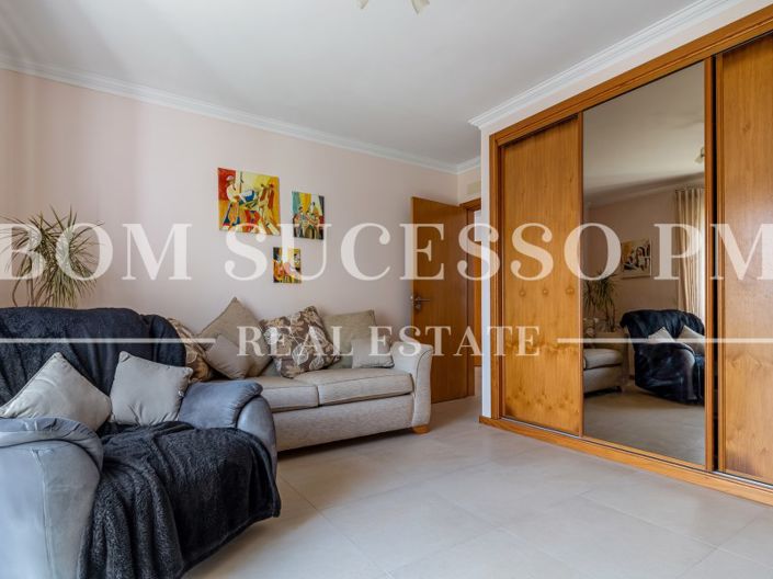 Image No.39-4 Bed House for sale