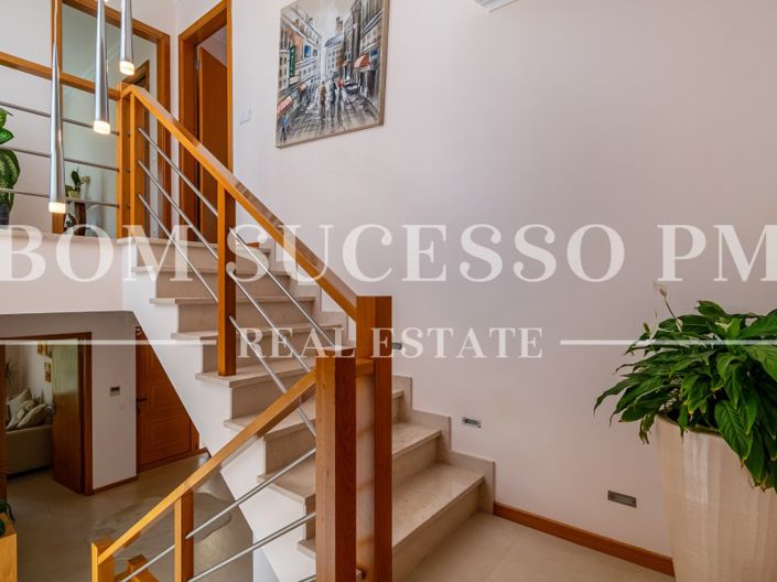 Image No.45-4 Bed House for sale