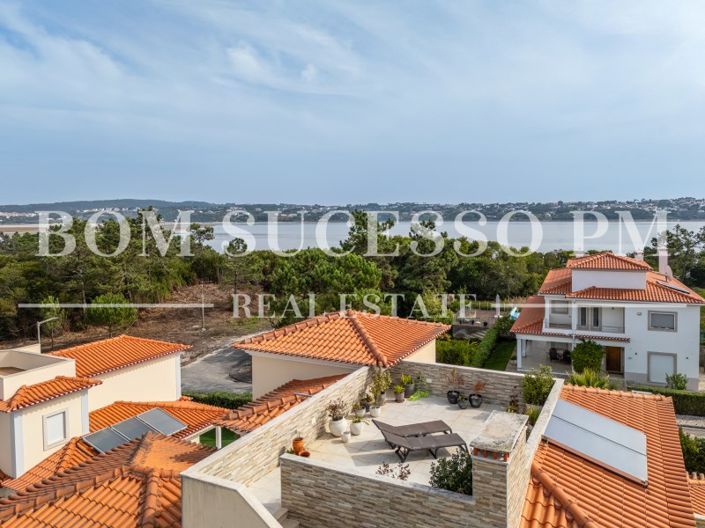 Image No.9-4 Bed House for sale