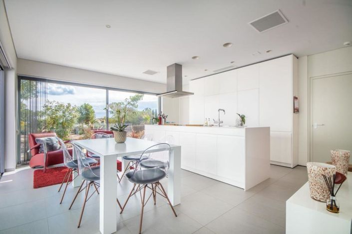 Image No.3-4 Bed Villa for sale