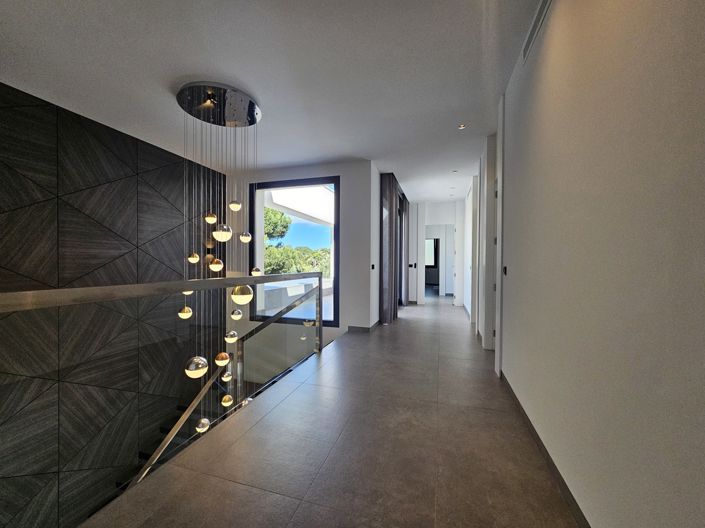 Image No.34-4 Bed Villa for sale