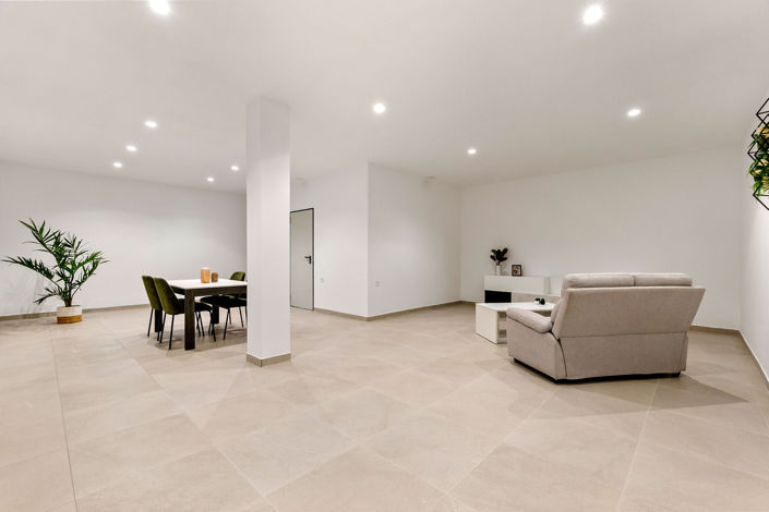 Image No.15-3 Bed Villa for sale