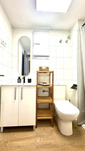 Image No.16-2 Bed Property for sale