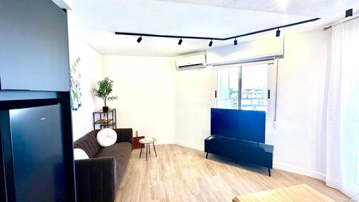 Image No.6-2 Bed Property for sale