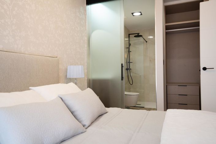 Image No.23-3 Bed Townhouse for sale