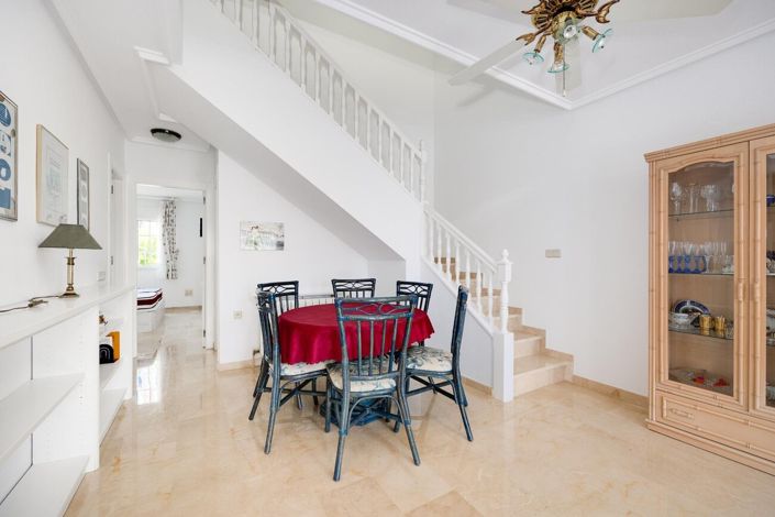 Image No.18-3 Bed Townhouse for sale