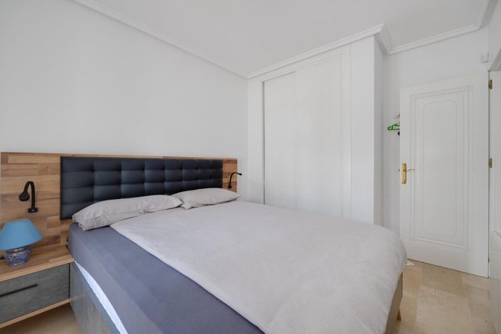 Image No.23-3 Bed Townhouse for sale