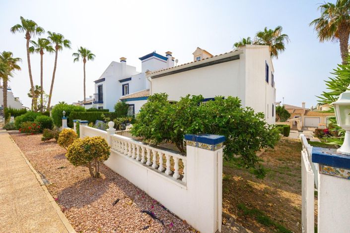 Image No.9-3 Bed Townhouse for sale