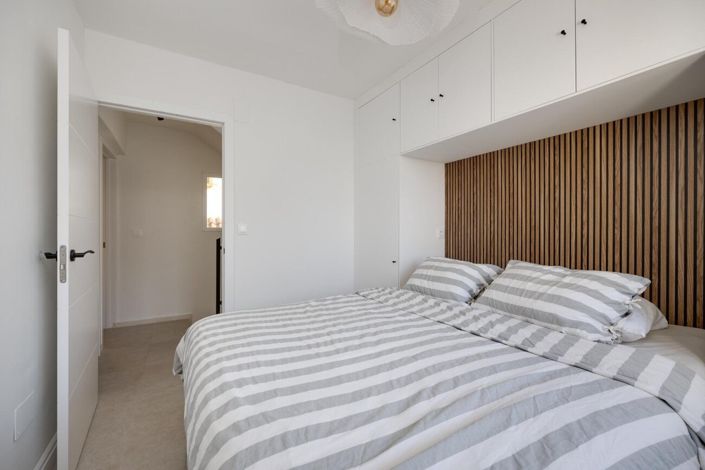 Image No.18-3 Bed Townhouse for sale