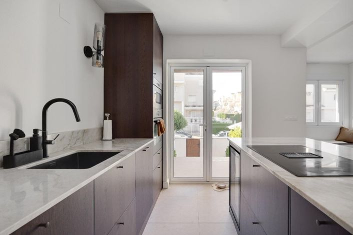 Image No.7-3 Bed Townhouse for sale