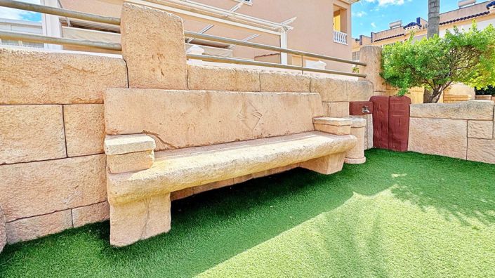 Image No.41-3 Bed Townhouse for sale