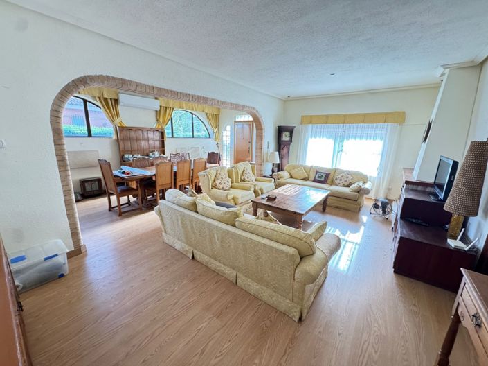 Image No.5-3 Bed Villa for sale