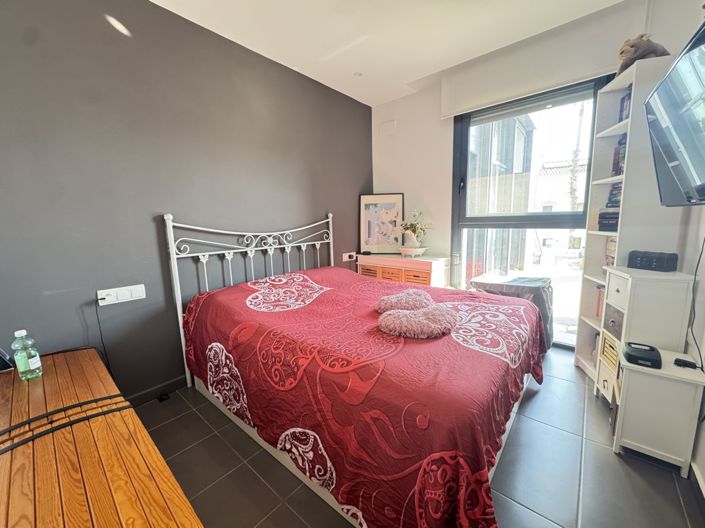 Image No.12-2 Bed Bungalow for sale