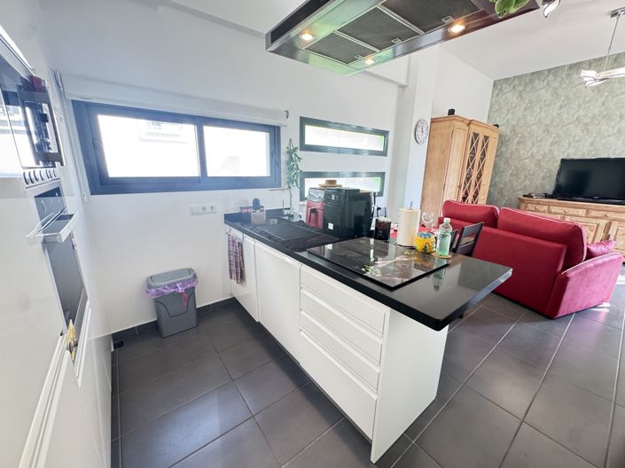 Image No.8-2 Bed Bungalow for sale