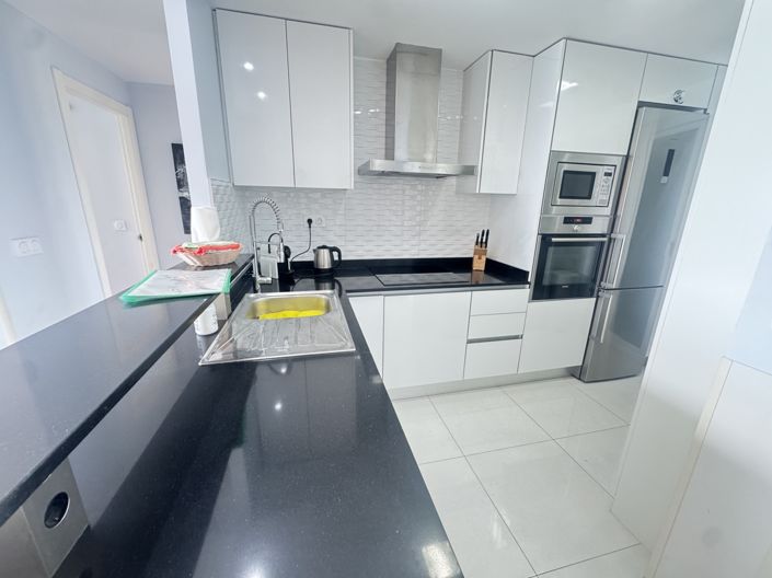 Image No.5-2 Bed Apartment for sale