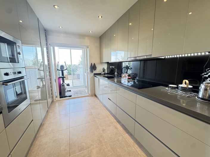 Image No.17-2 Bed Apartment for sale