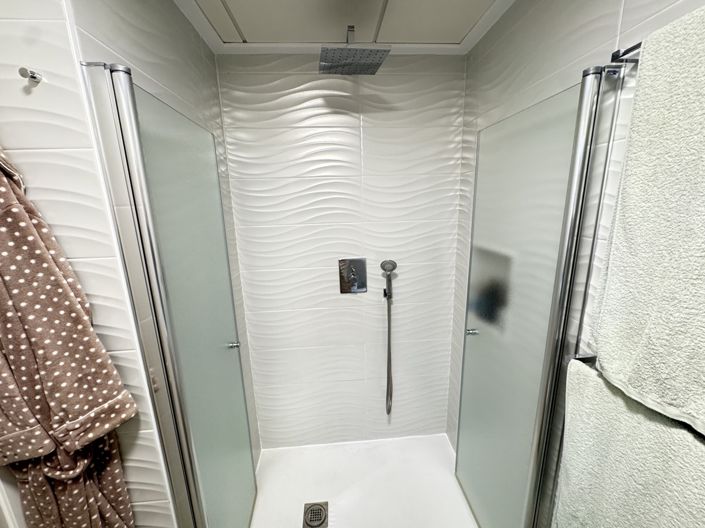 Image No.22-2 Bed Apartment for sale