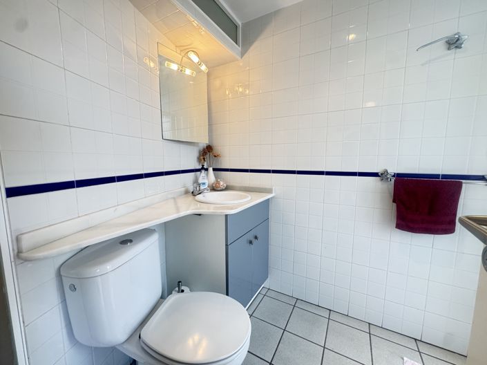 Image No.13-2 Bed Apartment for sale