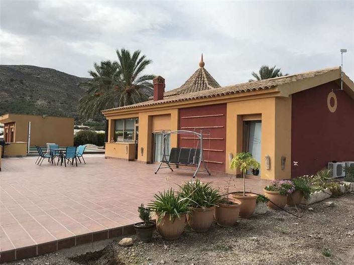 Image No.9-5 Bed Country House for sale