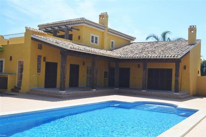 Image No.1-3 Bed Villa for sale