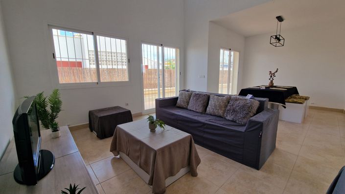 Image No.3-3 Bed Villa for sale