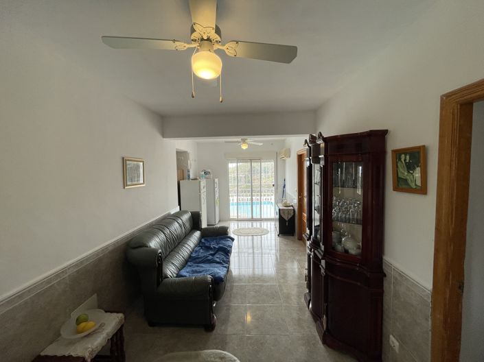 Image No.10-4 Bed Villa for sale