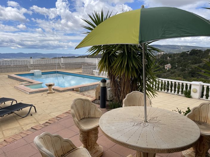 Image No.19-4 Bed Villa for sale