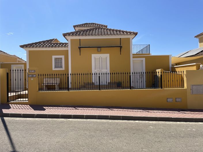 Image No.12-3 Bed Villa for sale