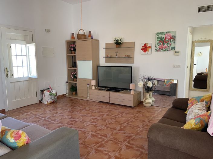 Image No.4-3 Bed Villa for sale