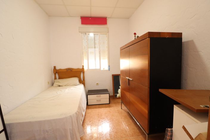 Image No.13-5 Bed Bungalow for sale