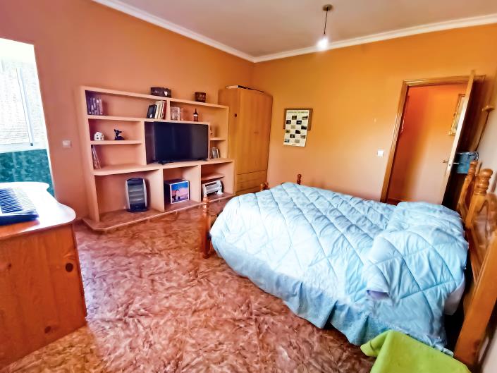 Image No.17-3 Bed Villa for sale