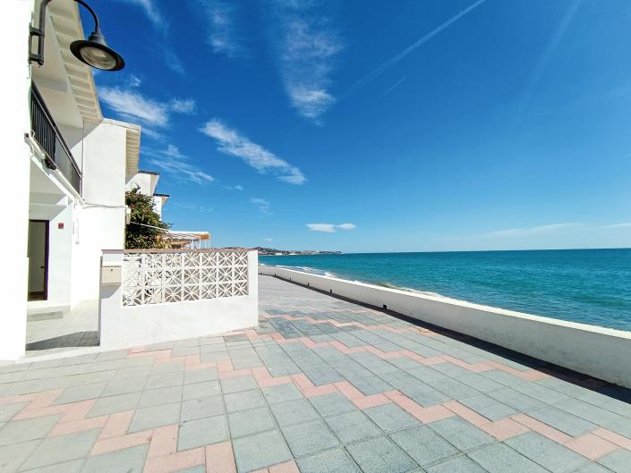 Image No.3-3 Bed Semi-Detached for sale