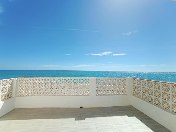 Image No.4-3 Bed Semi-Detached for sale